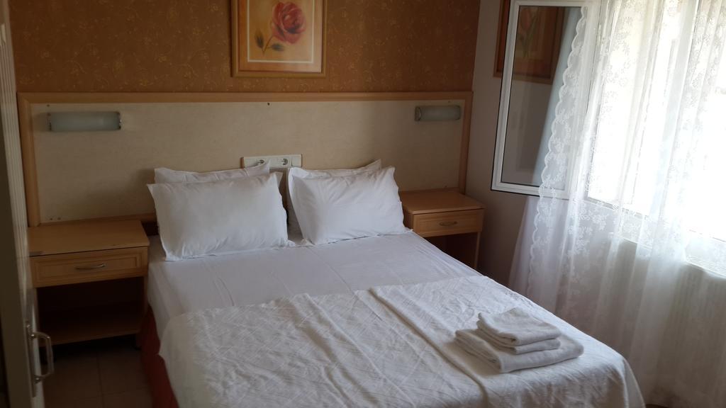 Cunda Altay Hotel Ayvalik Room photo